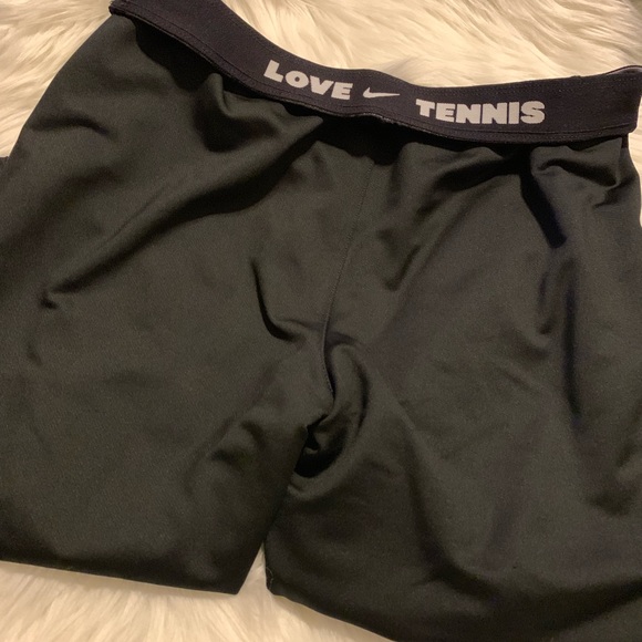 2 Pair Bundle Nike Dri Fit Crop workout pants - Picture 3 of 4